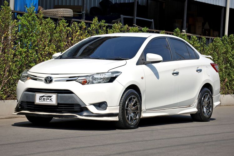 Toyota Vios 2014 1.5 E Sedan เบนซิน ไม่ติดแก๊ส เกียร์อัตโนมัติ ขาว