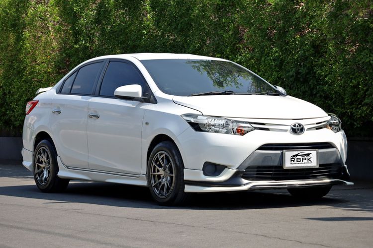 Toyota Vios 2014 1.5 E Sedan เบนซิน ไม่ติดแก๊ส เกียร์อัตโนมัติ ขาว รูปที่ 4