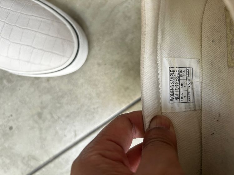 รองเท้า KEDS Slipon รูปที่ 4