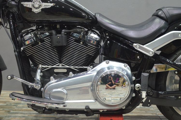 Harley Fat Boy ปี 2018 สีดำ ไมล์น้อย 900 กม. รูปที่ 15