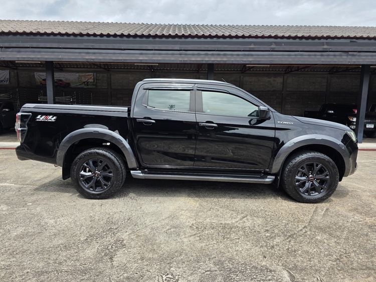Isuzu D-MAX 2020 3.0 Vcross M 4WD Pickup ดีเซล ไม่ติดแก๊ส เกียร์อัตโนมัติ ดำ รูปที่ 4