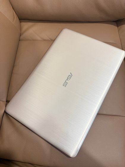 Asus 
