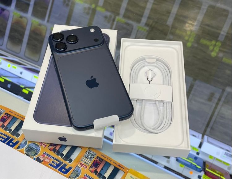 256 GB iphone 17 pro max 256GB สวยมาก 