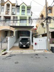 ขายทาวน์เฮาส์ 3.5 ชั้น 4.2 ล้าน ต่อรองได้