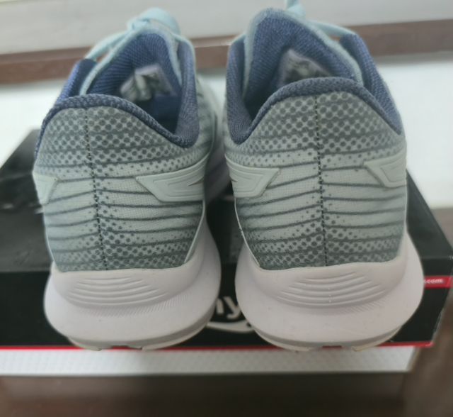 รองเท้า Saucony 
 รูปที่ 5