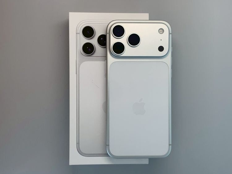 iPhone 17 Pro Max 512GB Silver รูปที่ 2