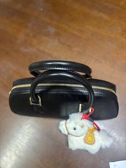 Louis Vuitton Epi Jasmin รูปที่ 9