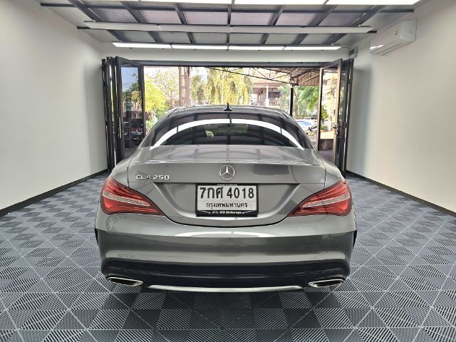 Mercedes-Benz CLA-Class 2017 CLA250 AMG Sedan เบนซิน ไม่ติดแก๊ส เกียร์อัตโนมัติ เทา รูปที่ 3