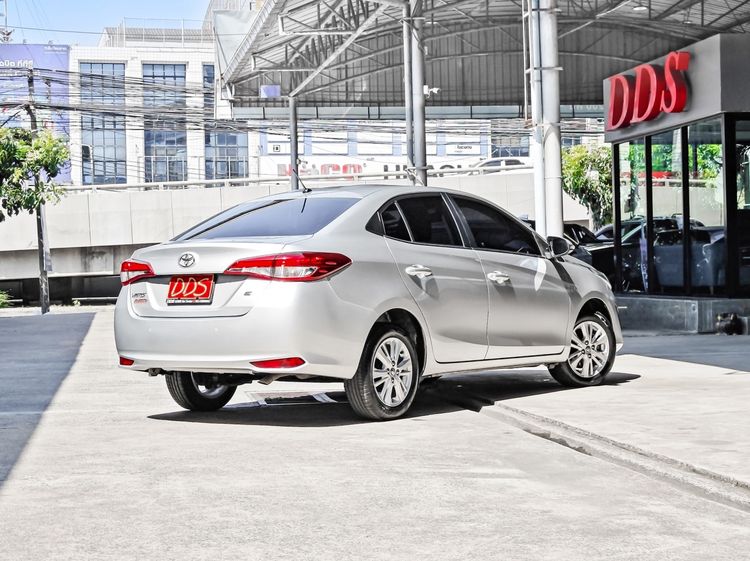 Toyota Yaris ATIV 2019 1.2 E Sedan เบนซิน เกียร์อัตโนมัติ เทา รูปที่ 3