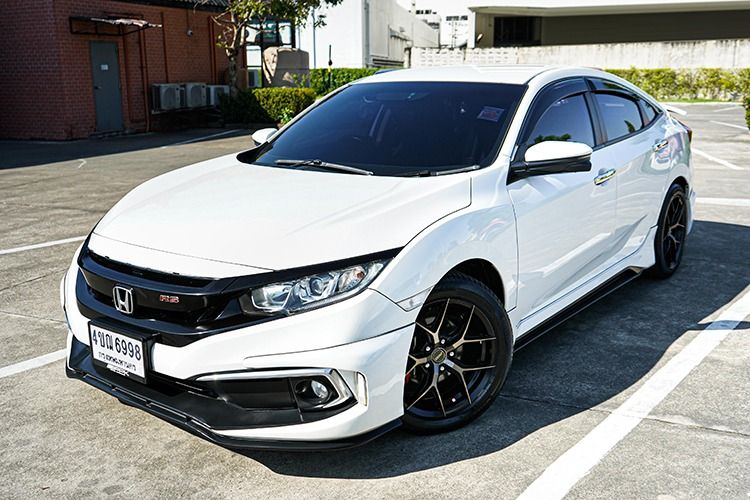 Honda Civic 2020 1.8 EL i-VTEC Sedan เบนซิน เกียร์อัตโนมัติ ขาว รูปที่ 2