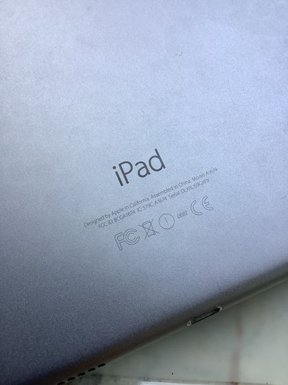 iPad Pro 9.7 Cellular 32 Gb สี Space Gray รูปที่ 4