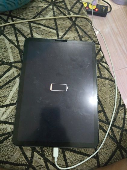 ขายซากไอแพด แอร์4 กดจอไม่ได้ ย้ำขายซาก  บอดี้สวย รูปที่ 3