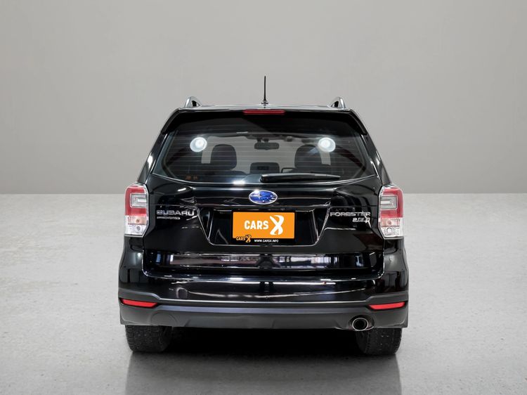 Subaru Forester 2016 2.0 i-P 4WD Utility-car เบนซิน ไม่ติดแก๊ส เกียร์อัตโนมัติ ดำ รูปที่ 3