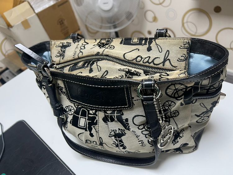 Coach  รูปที่ 3