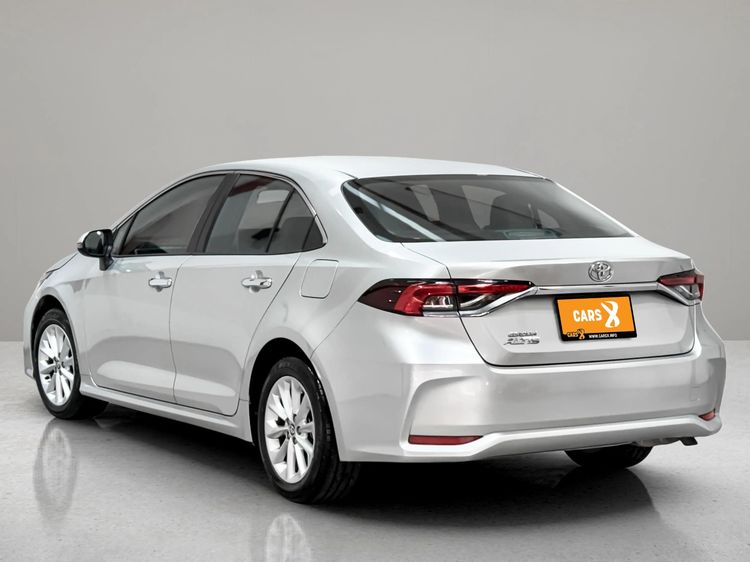 Toyota Altis 2021 1.6 G Sedan เบนซิน ไม่ติดแก๊ส เกียร์อัตโนมัติ บรอนซ์เงิน รูปที่ 4