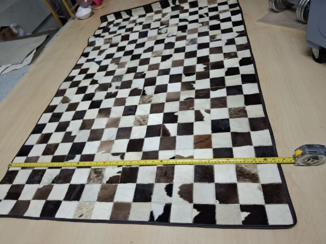 พรมหนังวัว cowhide หนังวัวขนผืนทำปลอกหมอนอิงก้อได รูปที่ 4