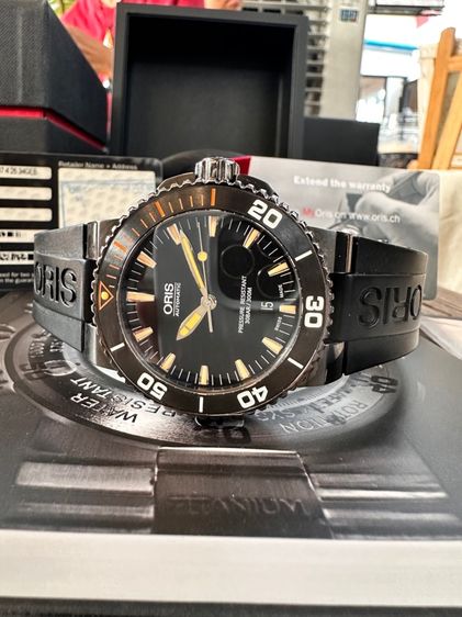 ดำ เปิดขาย ORIS Aquis PVD Gents Diver's 300m Swiss Made ขอบCeramic
