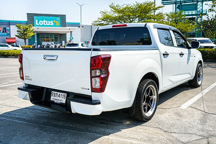 Isuzu D-MAX 2022 1.9 S Pickup ดีเซล ไม่ติดแก๊ส เกียร์ธรรมดา ขาว รูปที่ 4