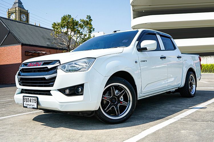 รถ Isuzu D-MAX 1.9 S สี ขาว