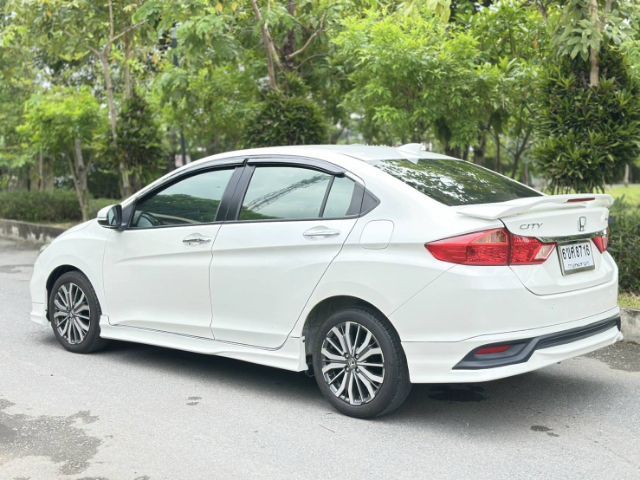 Honda City 2017 1.5 Sv i-VTEC Sedan เบนซิน ไม่ติดแก๊ส เกียร์อัตโนมัติ ขาว รูปที่ 4