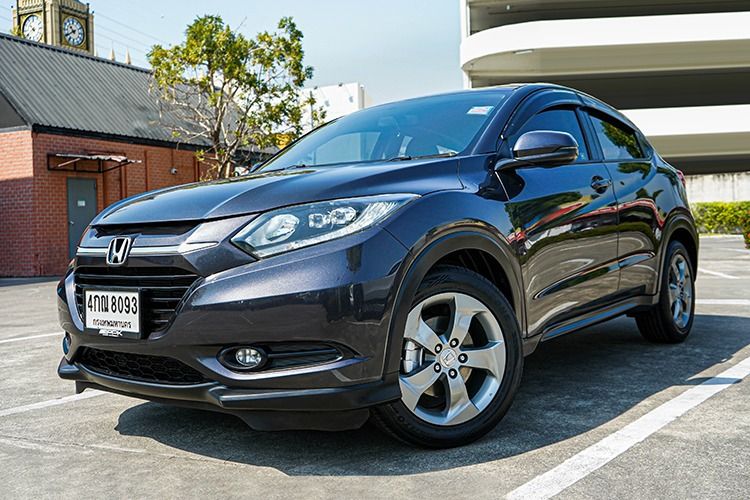 รถ Honda HR-V 1.8 E สี เทา