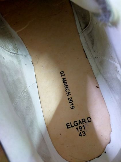 รองเท้า Akexander McQUEEN ไซซ43D ของแท้ สภาพดี มีแค่รอยเปื้อน ข้างในสะอาด รูปที่ 5