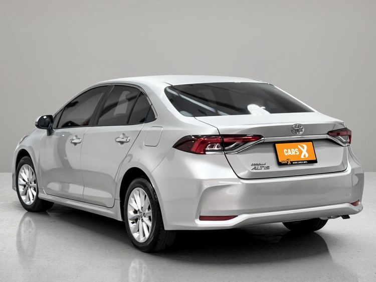 Toyota Altis 2020 1.6 G Sedan เบนซิน ไม่ติดแก๊ส เกียร์อัตโนมัติ บรอนซ์เงิน รูปที่ 4