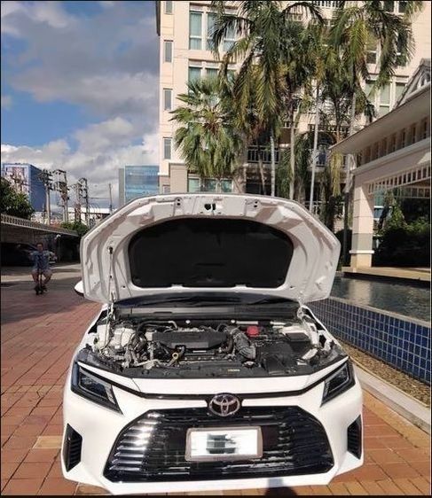 Toyota Yaris ATIV 2023 1.2 E Sedan เบนซิน ไม่ติดแก๊ส เกียร์อัตโนมัติ ขาว รูปที่ 3