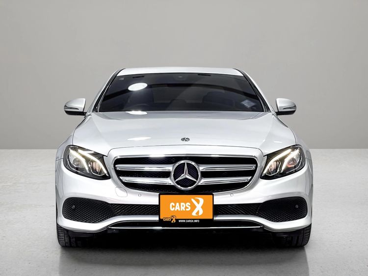 Mercedes-Benz E-Class 2018 E350 Sedan ปลั๊กอินไฮบริด (PHEV) ไม่ติดแก๊ส เกียร์อัตโนมัติ บรอนซ์เงิน รูปที่ 2