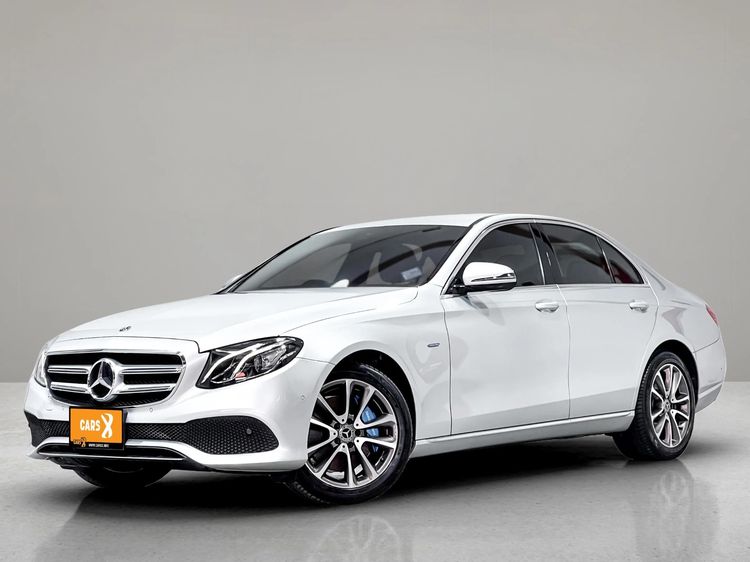 รถ Mercedes-Benz E-Class E350 สี บรอนซ์เงิน