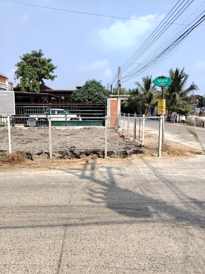 ที่ดิน เปล่าถมล้อมรั้วแล้ว ขายหรือให้เช่า รูปที่ 2