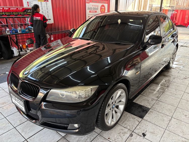 BMW Series 3 2010 320i Sedan เบนซิน ไม่ติดแก๊ส เกียร์อัตโนมัติ ดำ รูปที่ 3