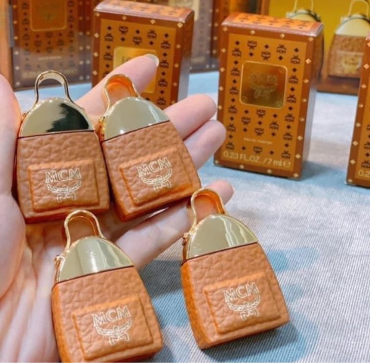 MCM Eau de Parfum  น้ำหอมแท้  ขนาด 7 ml ได้ไป 4 ขวด ส่งฟรีมีจำกัด รูปที่ 7