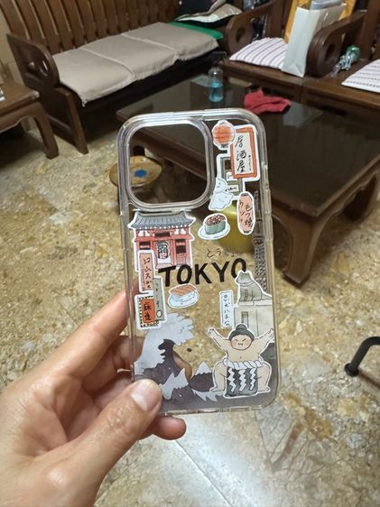เคสไอโฟน 15โปร ยี่ห้อ สวิช อีซี่เป็นรูปกราฟฟิคเมืองญี่ปุ่น รูปที่ 2