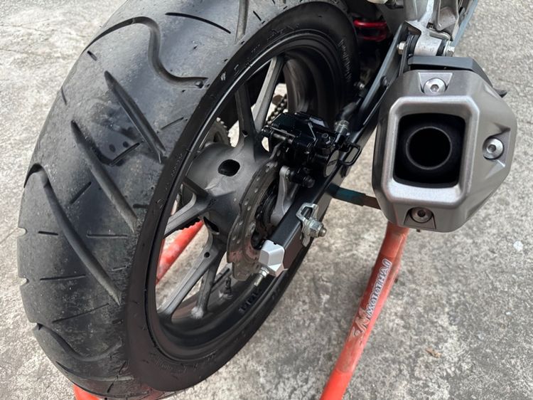HONDA CBR150R สภาพรถคันนี้นางฟ้า  เหมือนรถใหม่รถใช้น้อยต้องมาดูของจริงมีสถานที่ให้ทดลองขับขี่ก่อนซื้อ รูปที่ 18