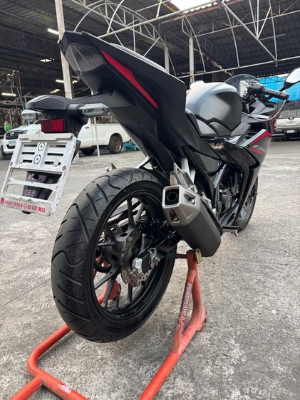 HONDA CBR150R สภาพรถคันนี้นางฟ้า  เหมือนรถใหม่รถใช้น้อยต้องมาดูของจริงมีสถานที่ให้ทดลองขับขี่ก่อนซื้อ รูปที่ 11