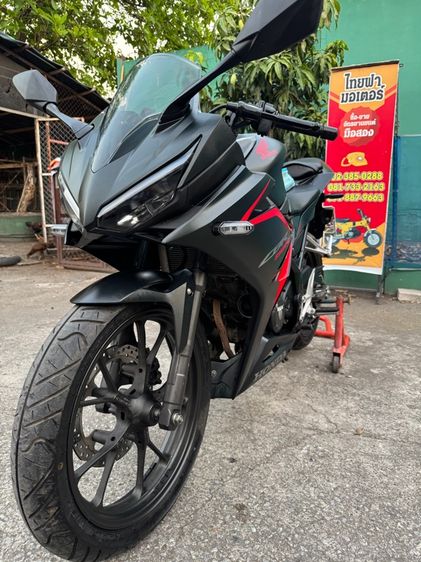 HONDA CBR150R สภาพรถคันนี้นางฟ้า  เหมือนรถใหม่รถใช้น้อยต้องมาดูของจริงมีสถานที่ให้ทดลองขับขี่ก่อนซื้อ รูปที่ 9