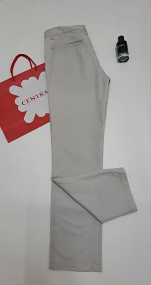 กางเกงสแลคขายาวผ้าคอตต้อลยีนส์สีเทาพาสเทล แบรนด์ Giordano‼️