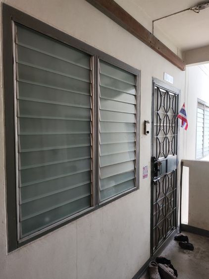 ไม่มี ขายห้องเอื้ออาทรพุทธมณฑลสาย5หลังองค์พระอาคาร3ชั้น2ห้องริมเดินไป7-11 70เมตร แถมแอร์1ตัว รูปที่ 3