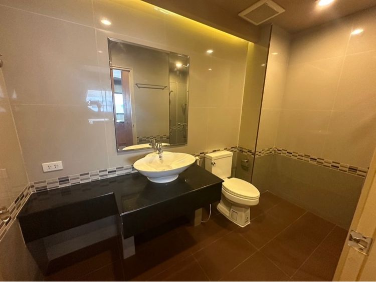 ตกแต่งครบ Room for rent ห้องให้เช่า รายเดือน รายสัปดาห์ รามคำแหง 12 ใกล้ Airport link รูปที่ 4