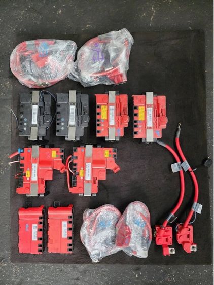 แผงขั้วบวกแบตเตอรี่ ขั้วบวก ขั้วลบ BMW E90 E60 E84 F10 F20 F25 F30 X1 X3  รูปที่ 6