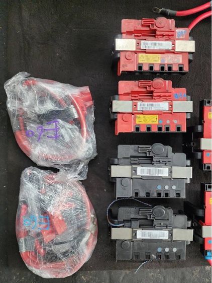 แผงขั้วบวกแบตเตอรี่ ขั้วบวก ขั้วลบ BMW E90 E60 E84 F10 F20 F25 F30 X1 X3  รูปที่ 10