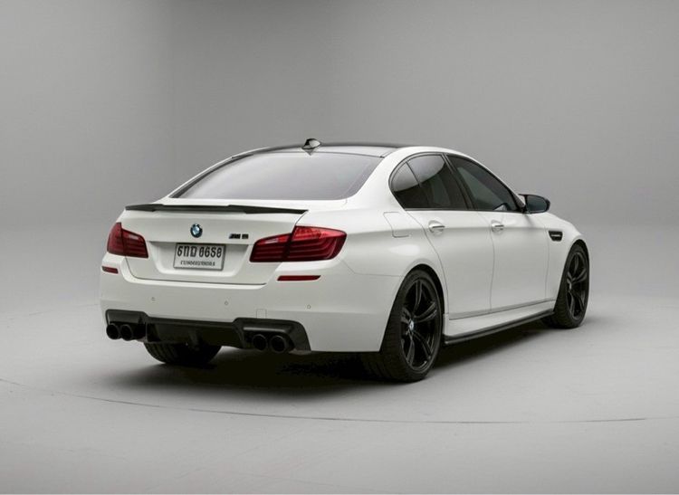 BMW M5 2014 4.4 เบนซิน ไม่ติดแก๊ส เกียร์อัตโนมัติ ขาว รูปที่ 3