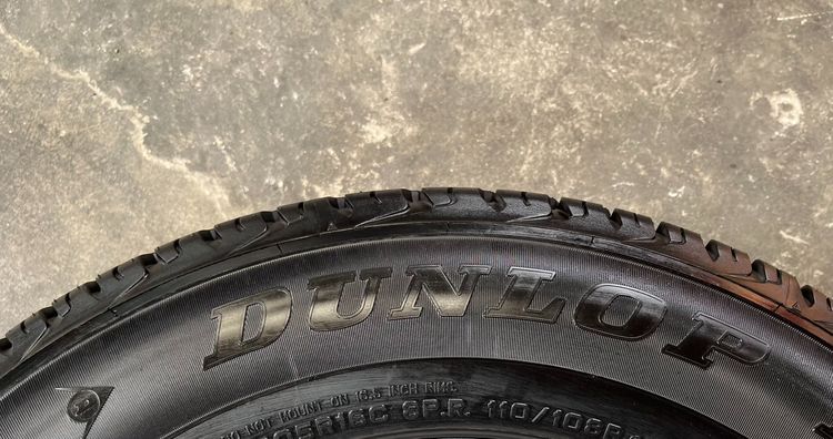 ✨ยางป้ายแดง✨205R16 Dunlop💥ปี 25💥🚘เหมาะสำหรับ รถกระบะตัวเตี้ย ,รถกระบะสายบรรทุก รูปที่ 2