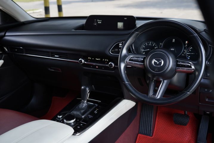 Mazda CX-30 2020 2.0 SP 100th Anniversary Edition Utility-car เบนซิน ไม่ติดแก๊ส เกียร์อัตโนมัติ ขาว รูปที่ 2