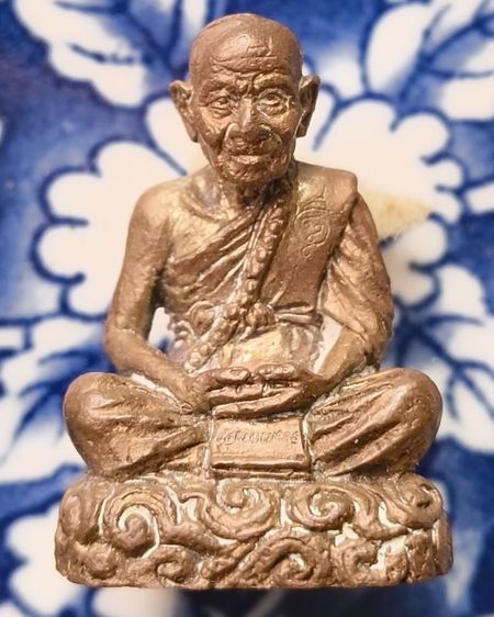 พระหล่อเนื้อโลหะเก่าค่ะ(9) รูปที่ 3