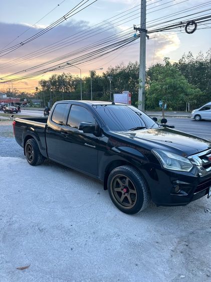 Isuzu D-MAX 2017 1.9 L Pickup ดีเซล ไม่ติดแก๊ส เกียร์ธรรมดา ดำ รูปที่ 3