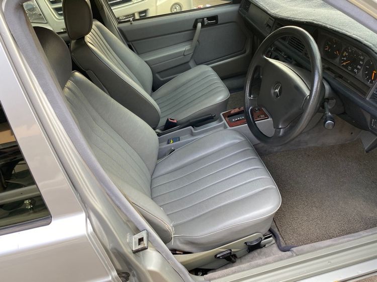 Mercedes-Benz C-Class 1993 C180 Sedan เบนซิน ไม่ติดแก๊ส เกียร์อัตโนมัติ เทา รูปที่ 3
