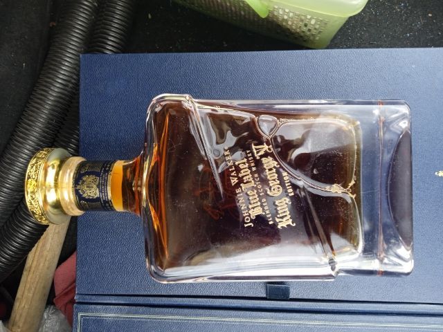 ขายบลูเลเบิ้ลรุ่นพิเศษขนาด750ml รูปที่ 8