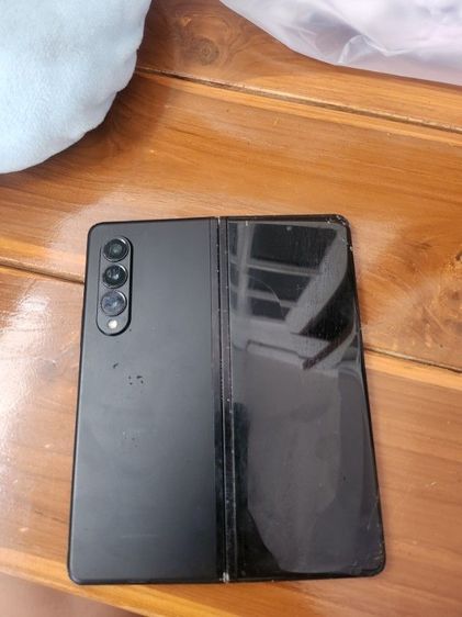 256 GB Samsung Z Fold3 5G ขายเป็นงานช่างงานอะไหล่นะคะ อะไหล่ภายในอื่นๆปกติ